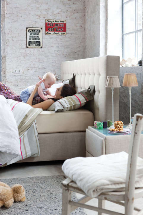 box 25 capitol detail