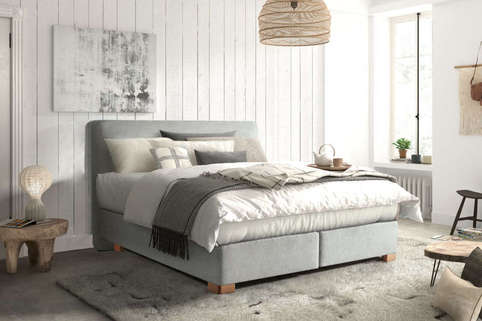 revor01 005 20 signature lead 13282