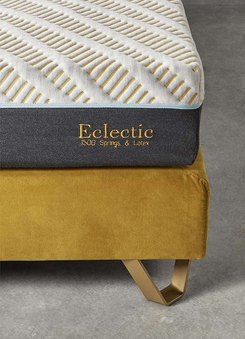 revor04 005 08 eclectic sense roba llit