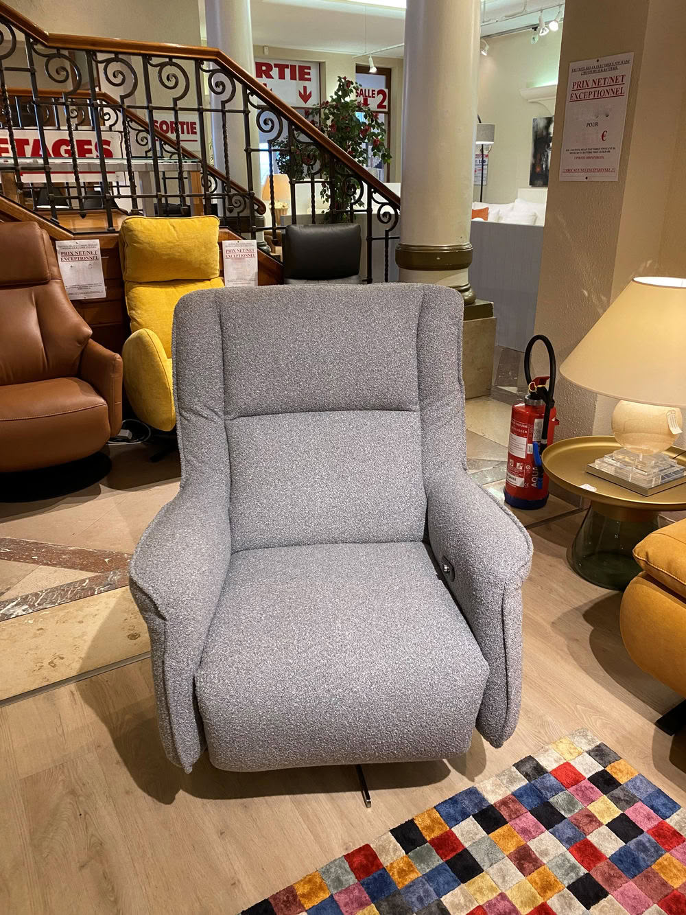 Fauteuil R10 pivotant